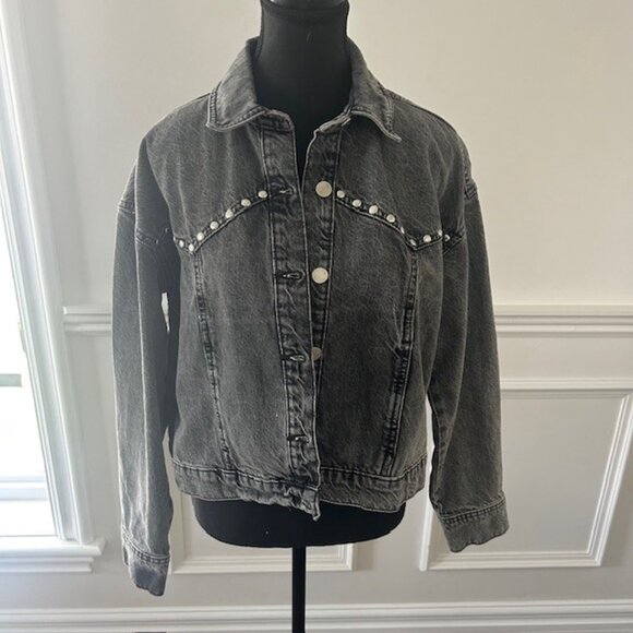 Zara Denim Jacket - Picture 2 of 4